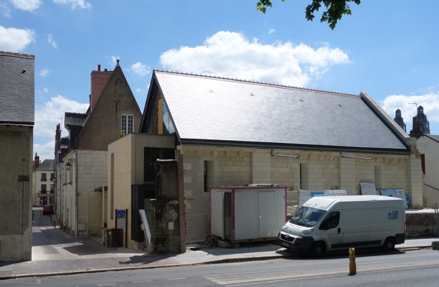 Saint-Libert Société archéologique de Touraine : La façade nord restaurée est enfin visible en juillet 2014 